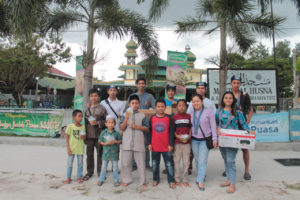 GMKI Cabang Palangka Raya Gelar Kegiatan Sosial Membagikan Takjil