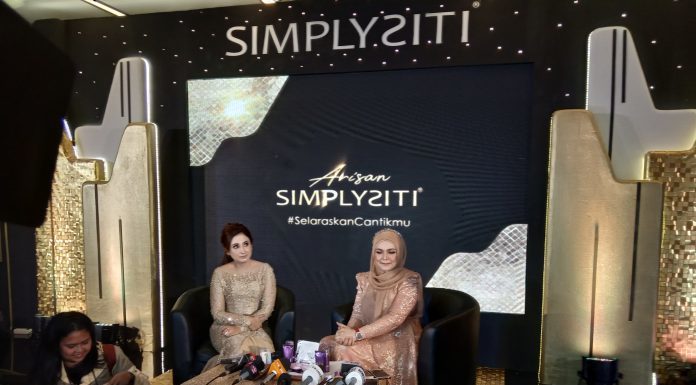 SIMPLYSITI RESMI MELUNCUR DI INDONESIA: SELARASKAN CANTIKMU BERSAMA SITI NURHALIZA