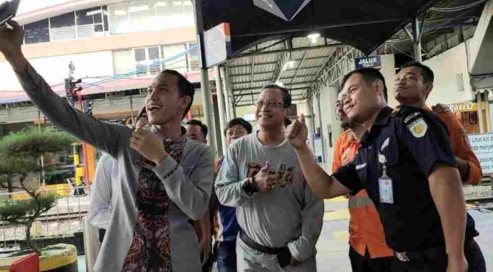 Dirut KAI Edi Sukmoro Gelar Inspeksi Dadakan di Stasiun Medan