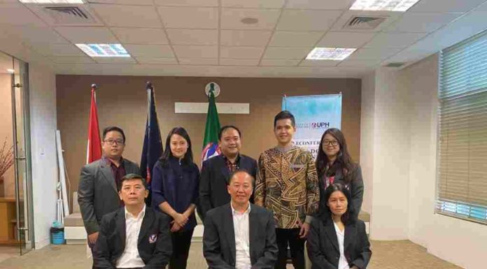 FK UPH adakan Sumpah Dokter bagi 146 Dokter Baru Lewat Videoconference