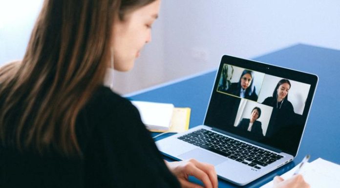 Video Call 101: Ketahui Seberapa Aman Aplikasi Panggilan Video yang Anda Gunakan