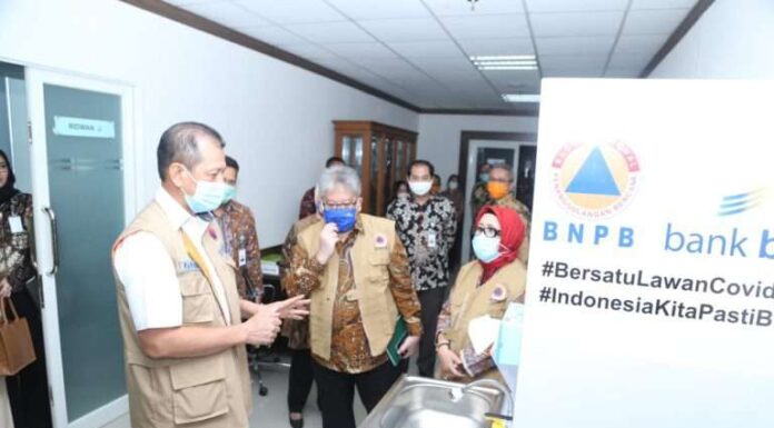 Dukung Pemerintah Melawan COVID-19, Bank bjb Serahkan Bantuan Melalui Gugus Tugas Nasional