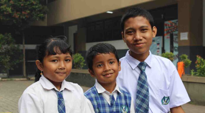 Menyiapkan Pemimpin Masa Depan Melalui Program Beasiswa Lentera Bagi Bangsa