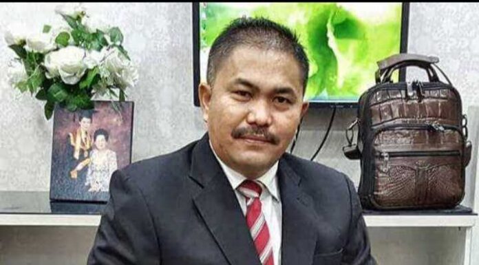 UNJUK RASA ATAU PENYAMPAIAN PENDAPAT DIMUKA UMUM DAN/ ATAU DEMONSTRASI WAJIB DISAMPAIKAN DENGAN CARA YANG SOPAN, BAIK, SANTUN, BERADAB DAN BENAR SECARA HUKUM.
