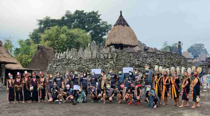 Serentak di 13 Kota, 100 Pelari Tempuh 86 KM Demi Membangun Sarana Air Bersih di Nusa Tenggara Timur