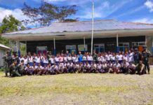 BELAJAR DENGAN GEMBIRA DAN MEMBERI PEMBEKALAN BELA NEGARA, BERSAMA SATGAS YONIF PARA RAIDER 432 KOSTRAD