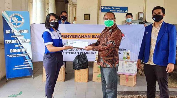 Kasus Baru Covid-19 Terus Meningkat, GAMKI dan Kemenpora Serahkan Bantuan ke RS PGI Cikini