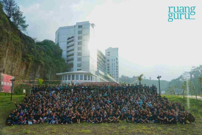 Foto 1 - Siaran Pers Ruangguru 100321