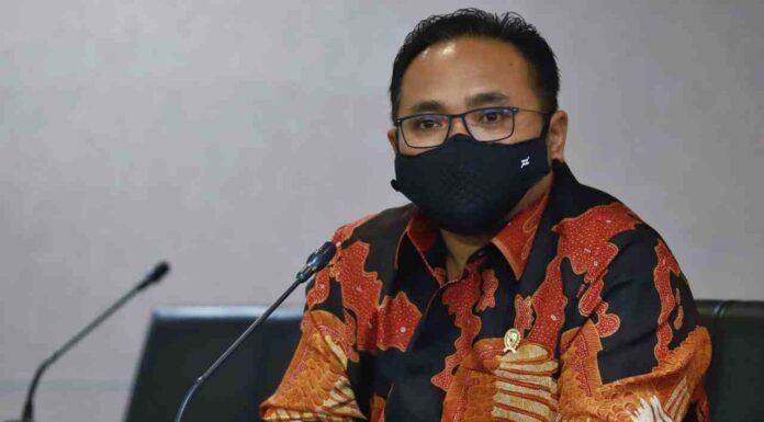 Menag Yaqut Kutuk Keras Pengeboman di Depan Gereja Katedral Makassar