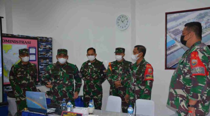Pangkoarmada I Tinjau Geladi Posko Latihan Operasi Amfibi