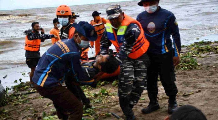 TNI AL BERSAMA BPBD PROV BANTEN SELENGGARAKAN LATIHAN PENANGGULANGAN BENCANA ALAM DITENGAH WABAH PANDEMI COVID 19 TAHUN 2021