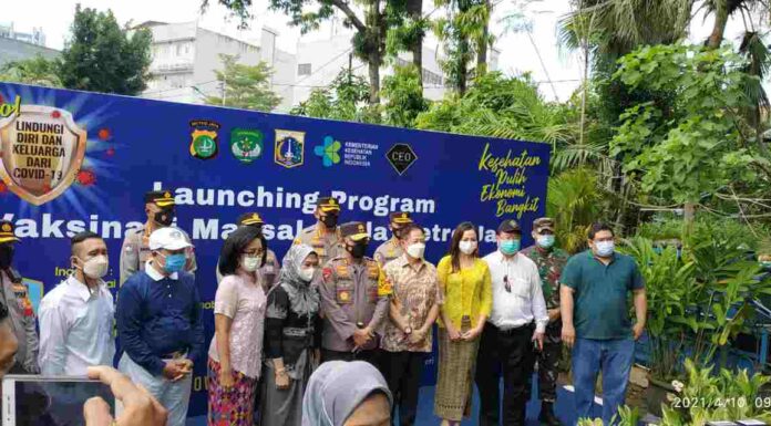 KAPOLDA Metro Jaya Resmikan Kampung Tangguh Jaya Yang Berisi Banyak Fasilitas Sosial Umum Dengan Program Vaksinasi.