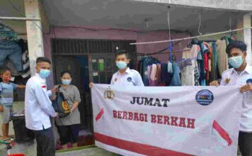 Polri Dukung Aksi DPP LPPI Gelar Acara Jumat Berbagi Berkah Berikan Paket Bansos