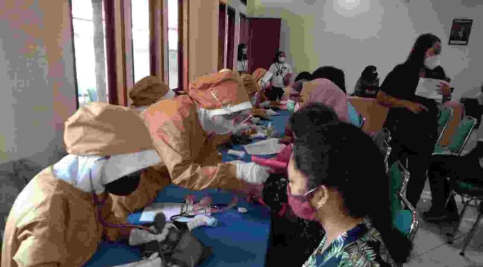 Bekerjasama dengan Polri dan Gereja – gereja, GAMKI Laksanakan Vaksinasi di Kota Bogor