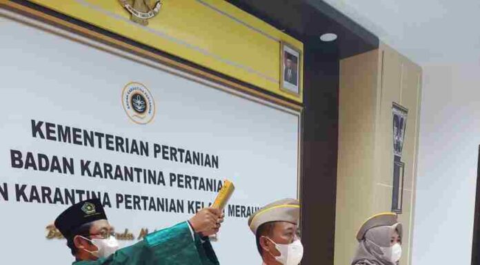 Kepala Karantina Merauke Ambil Sumpah Dan Lantik Kenaikan Jabatan Fungsional Pegawai