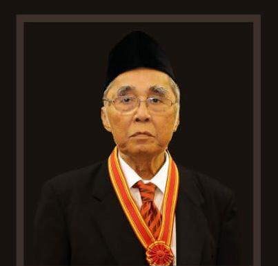 “Politik Suci Pelayanan Sabam Sirait Bagi Kemanusiaan, Demokrasi, Dan Keadilan Sosial Untuk Indonesia Raya”