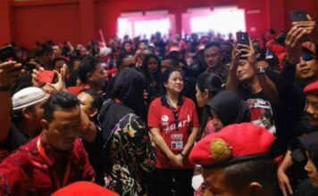 MBAH SENO, DUKUN POLITIK : PRESIDEN INDONESIA TAHUN 2024 CANTIK RUPAWAN