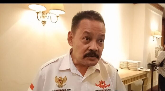 Dr. Ali Mahsun Atmo, M Biomed (Ketua Umum Asosiasi Pedagang Kaki Lima (APKLI): Transformasi Ekonomi Digital Tidak Boleh Dipaksakan Karena Menjadi Beban Ekonomi Rakyat yang Masih Terkena Dampak Pandemi Covid 19.