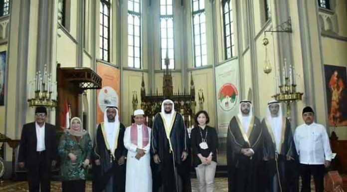Kunjungan H.E. Sheikh Al Mahfoudh Bin Bayyah – Secretary General of Abu Dhabi Forum for Promoting Peace ke Masjid Istiqlal dan Gereja Katedral Jakarta.
