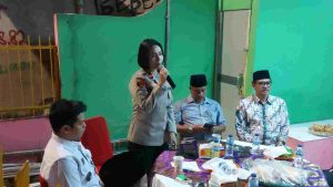 Kapolsek Metro Menteng Kopi Darat Bersama Warga Masyarakat Kelurahan Kebon Sirih