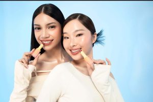 Makin Lengkap! Azarine Luncurkan Sunscreen Untuk Bibir: Glowkiss Sunscreen Lip Balm SPF 35 PA+++