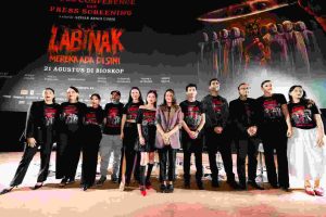 Raihaanun Jadi Tumbal Kanibal Arifin Putra di Film Horor Labinak: Mereka Ada di Sini Jadi Horor Kanibalisme Berbalut Unsur Lokal yang Segar
